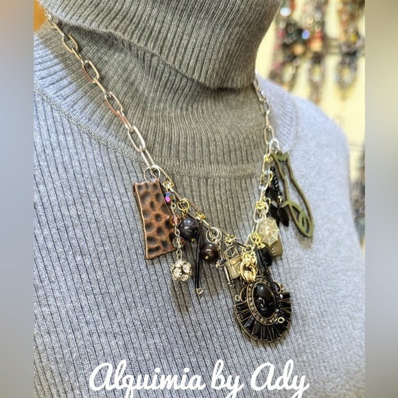 Black and gold multi charms necklace obsidian - Picture 2 of 8